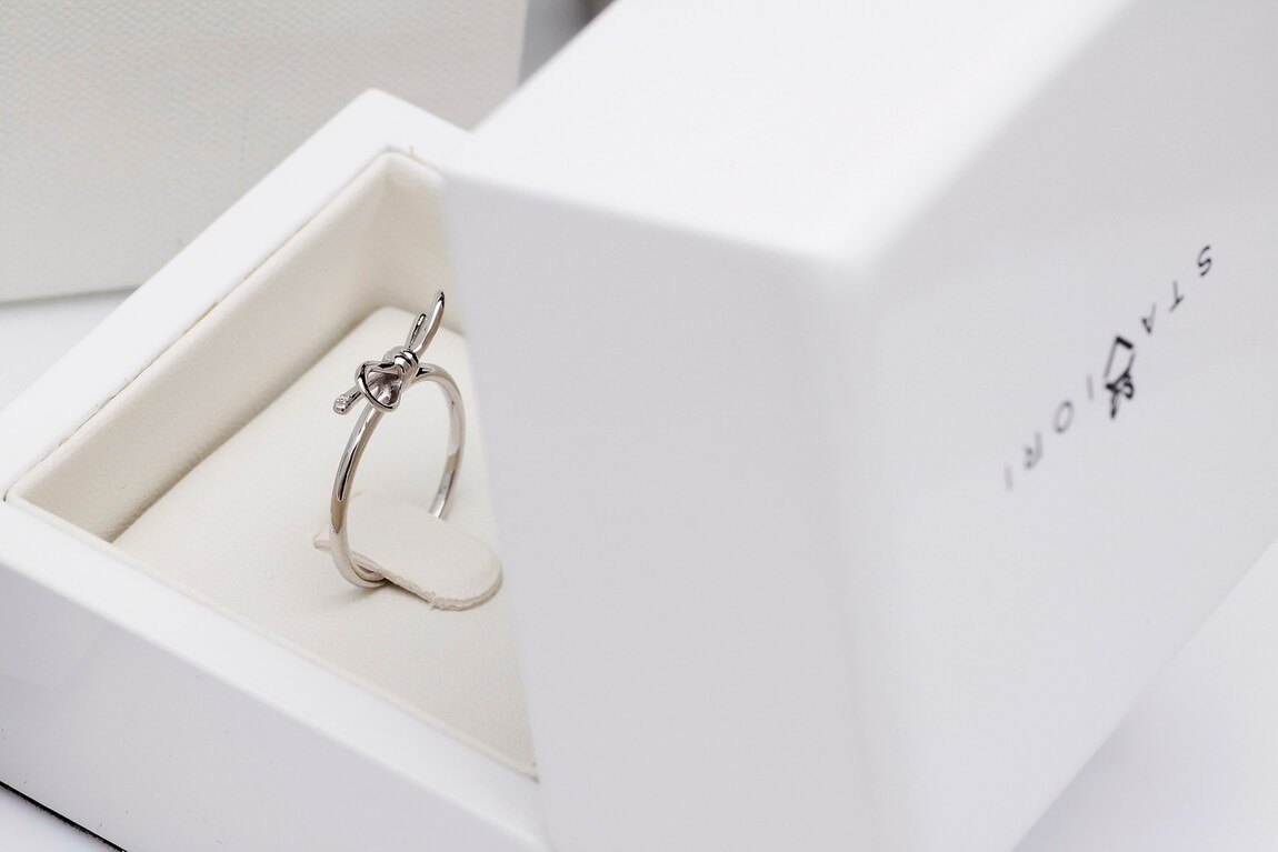 Złoty pierścionek PBD4203 - Diament